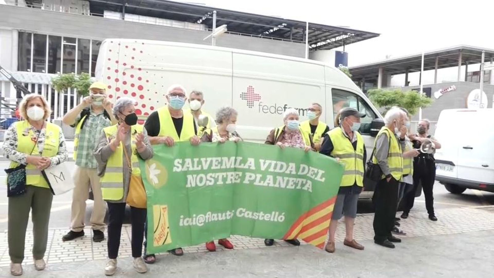El veïnat d'Almassora i el Grau de Castelló protesta contra la contaminació de l'aire
