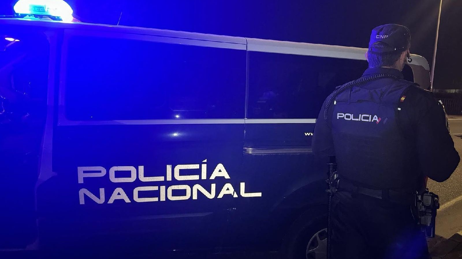 Un agent de la Policia Nacional