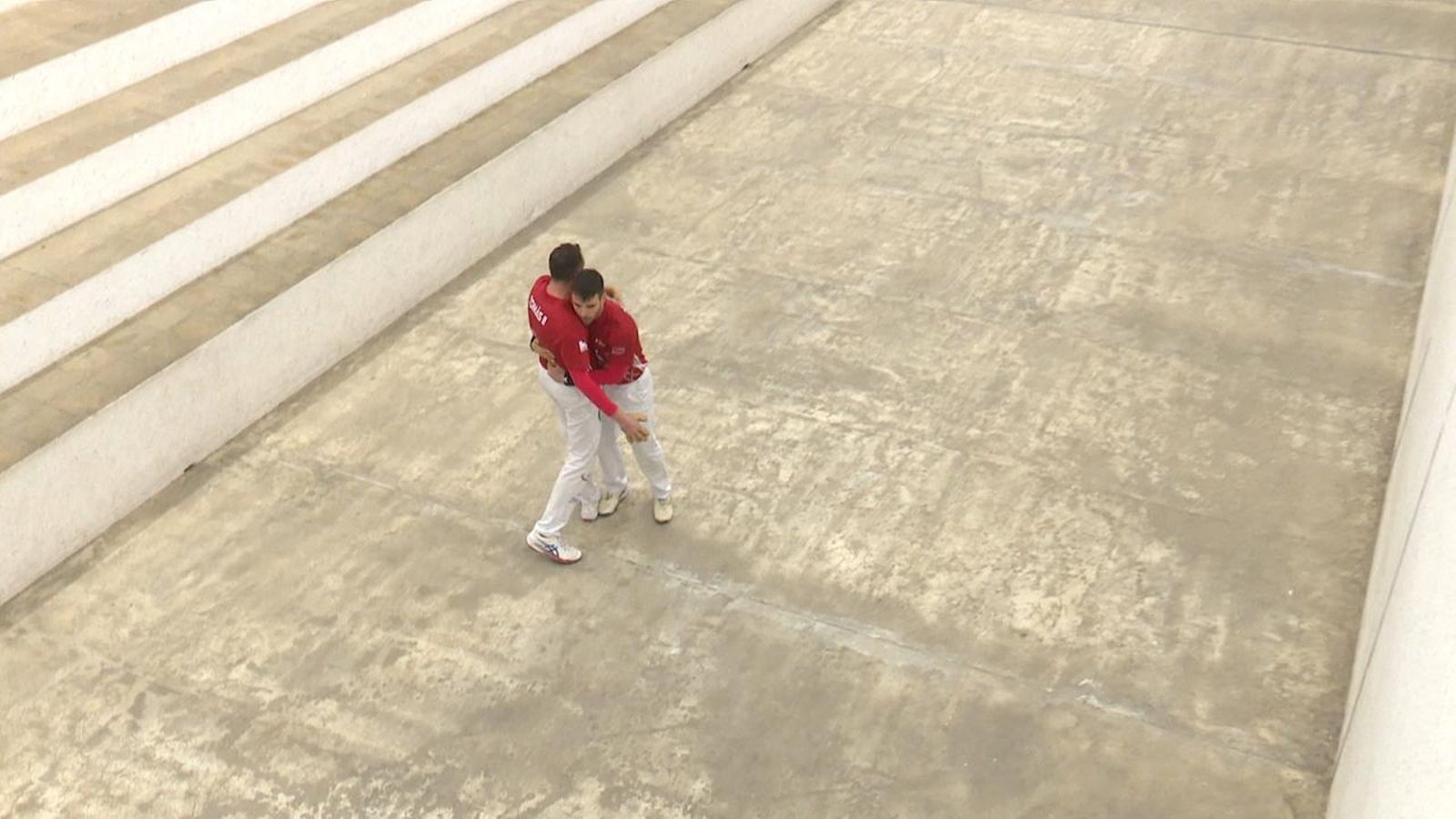 Tomás i De la Vega forcen el tercer partit