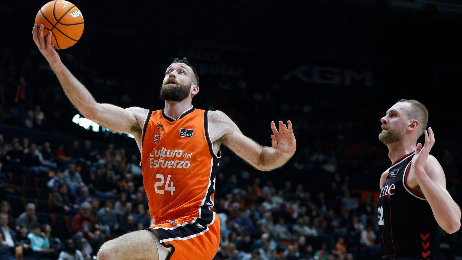 Costello, en una acció del duel