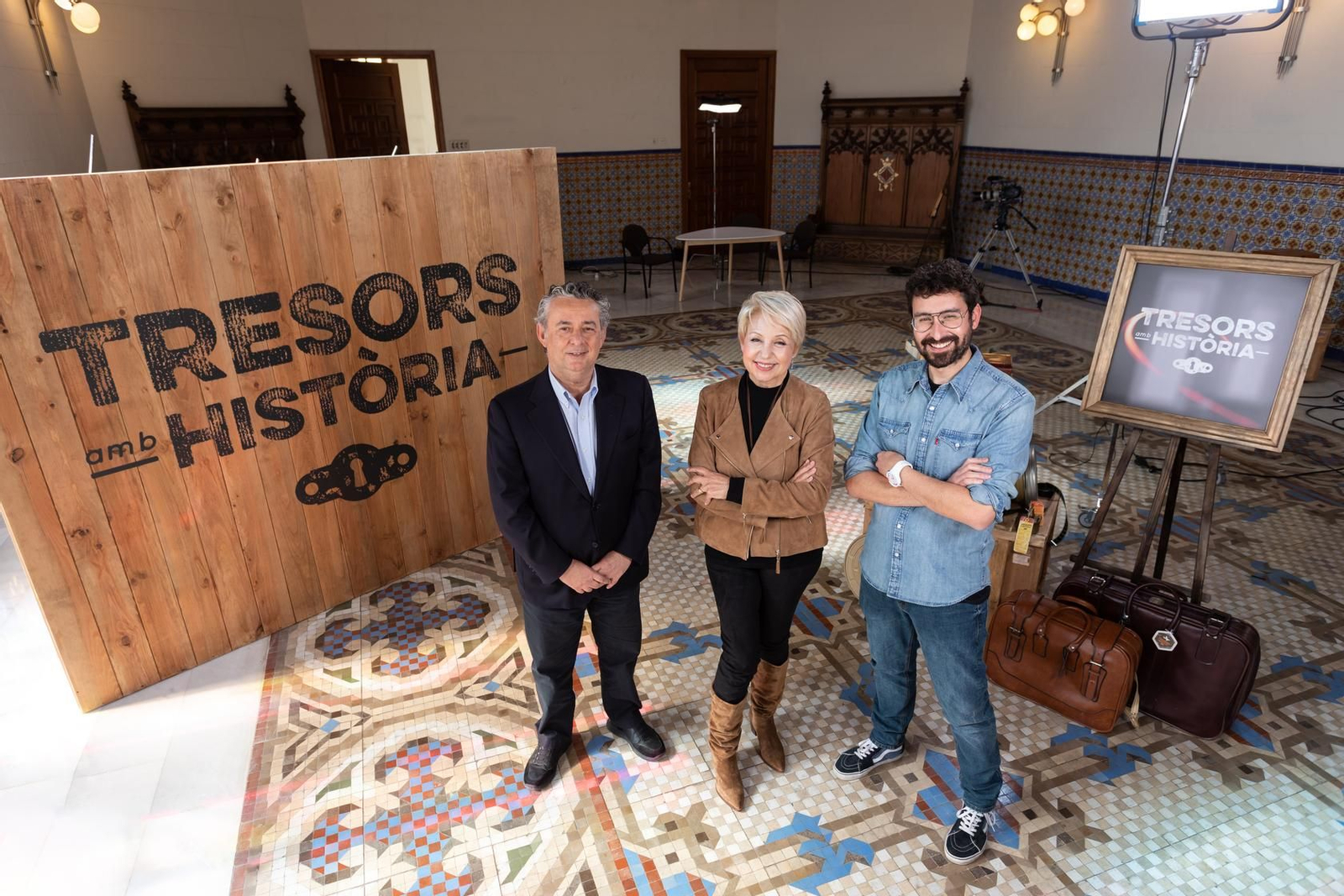 Els experts de Tresors amb història esperen les vostres aportacions al programa