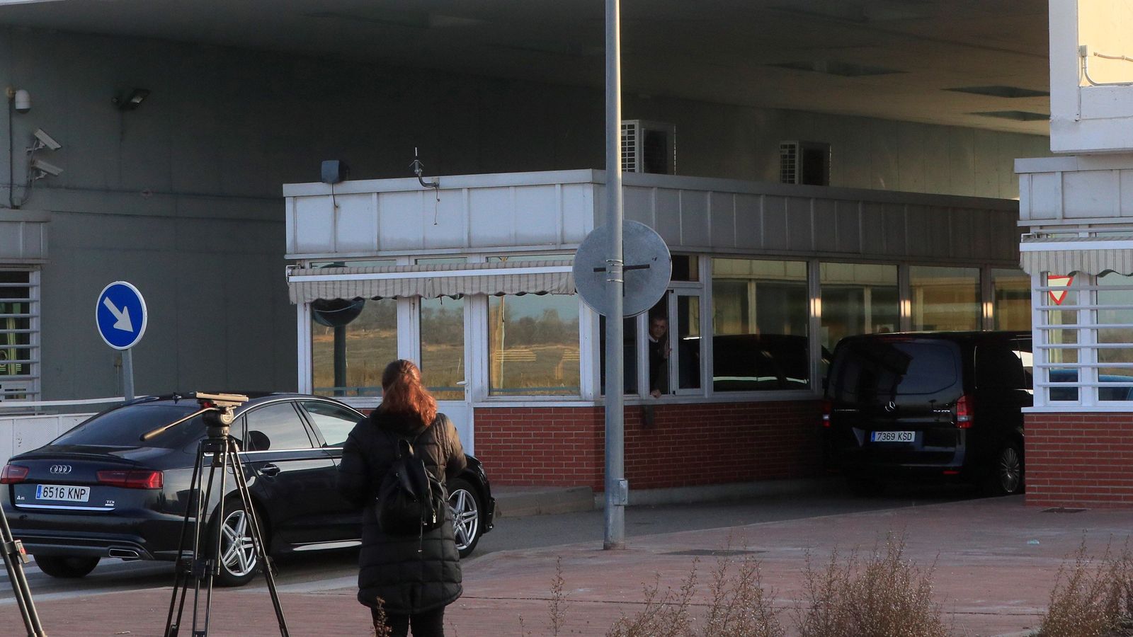 Arribada de Quim Torra a la presó d'Alcalá Meco