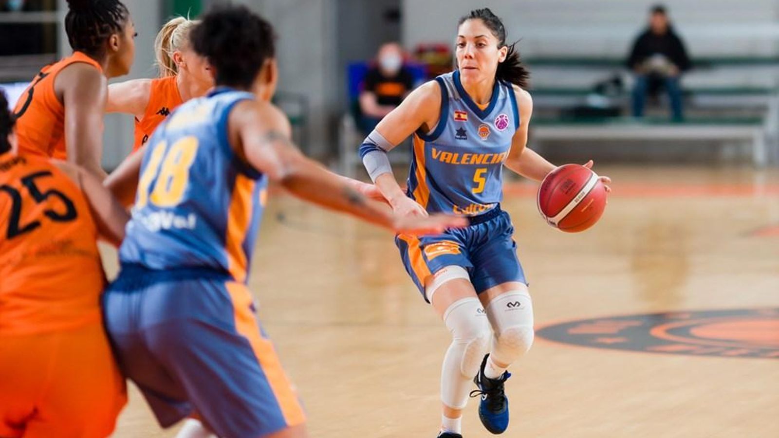 Victòria del València Basket en l'anada de la ronda 8 de l'Eurocup