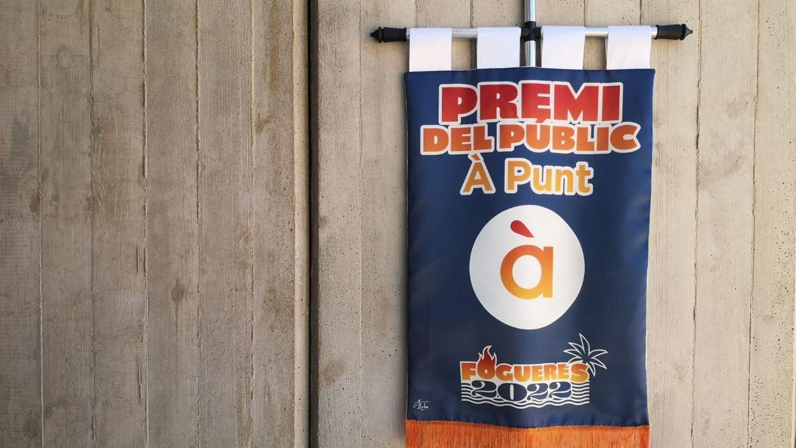 El premi del públic d'À Punt per a la millor foguera és per a...