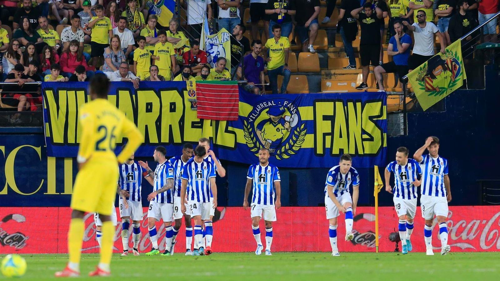 Els jugadors de la Reial Societat celebren un dels gols