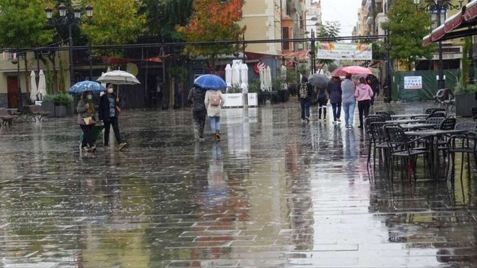 Les pluges podrien ser torrencials en punts del litoral del centre i nord de la Comunitat Valenciana