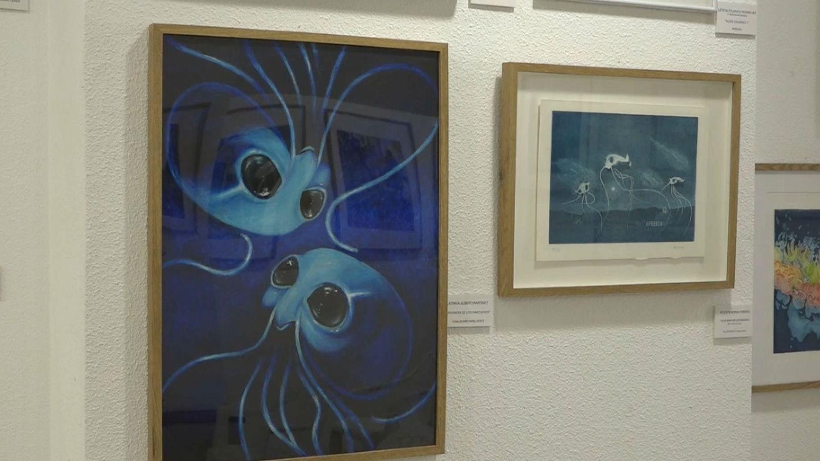 Algunes de les obres, inspirades en les originals de Segrelles, que es poden vore en la mostra que acull Albaida