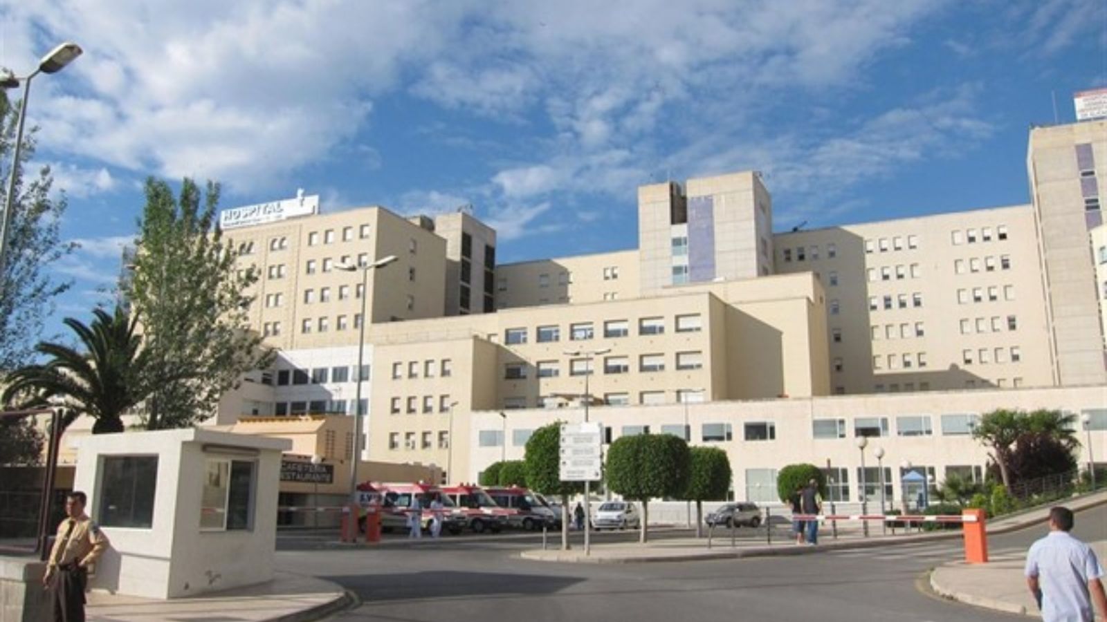 El xiquet de 22 mesos hospitalitzat des del 13 de març després de precipitar-se per accident des d'un quart pis d'un domicili d'Alacant | EP