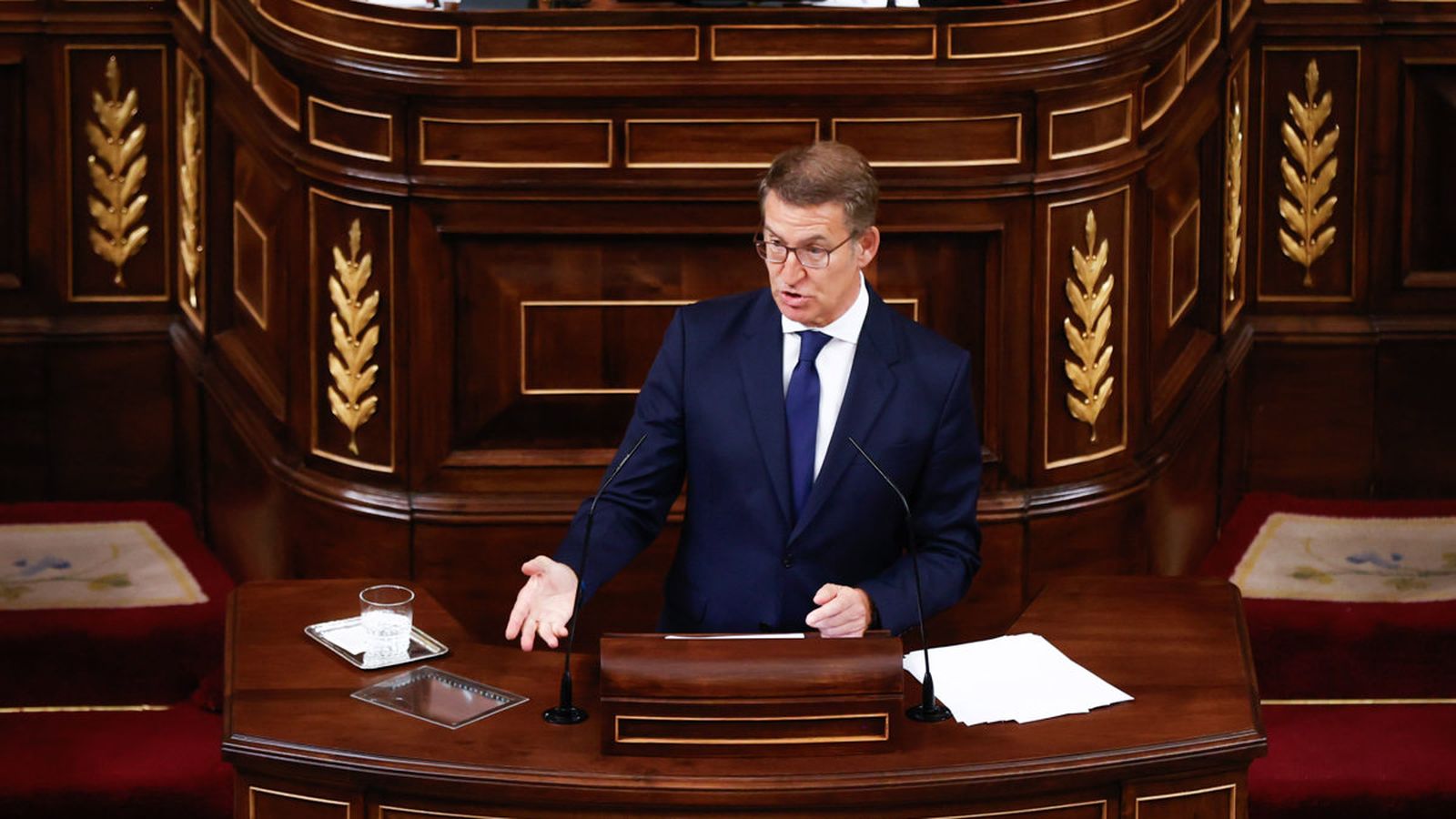 El candidat popular a la presidència del govern espanyol Alberto Núñez Feijóo durant el debat d'investidura