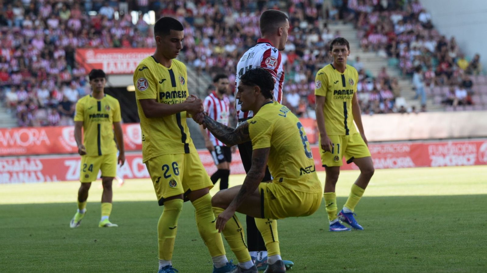 Una acció del partit al camp Ruta de la Plata