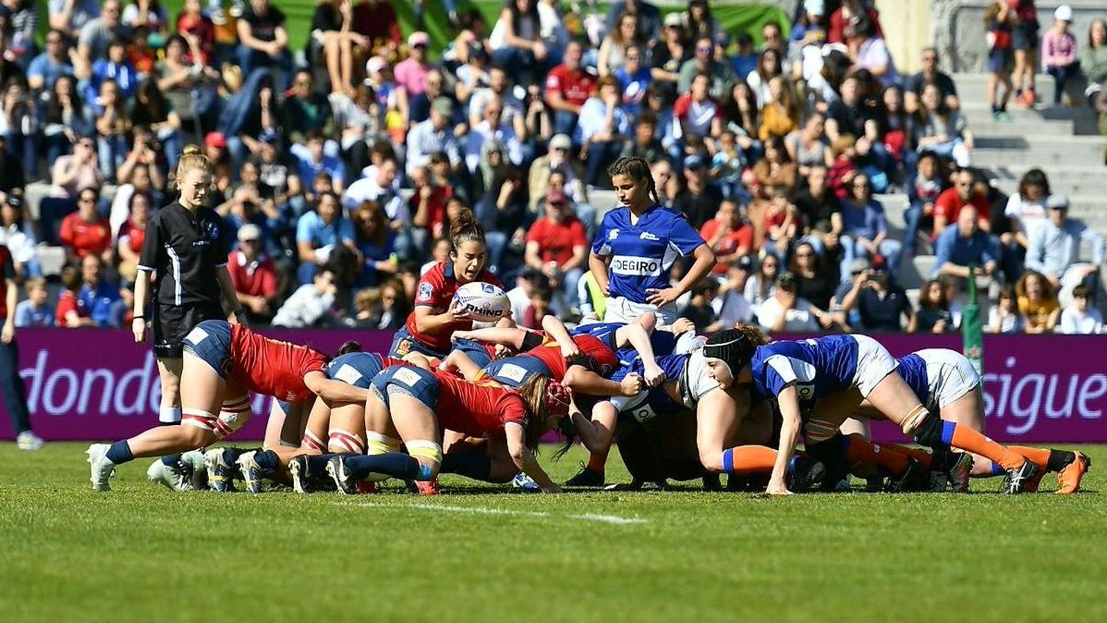 L’Espanya-Holanda de l’Europeu bat el rècord d’assistència a un partit de rugbi de dones (8.900 persones)