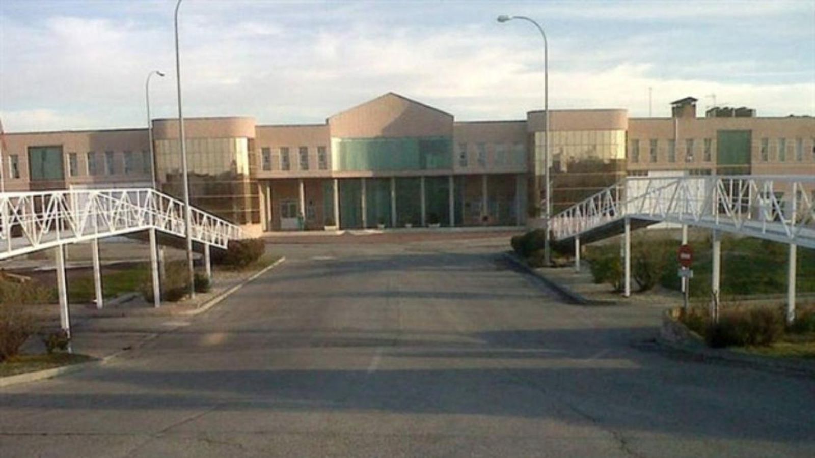 Ferit un funcionari de presons per intervindre en una baralla entre interns