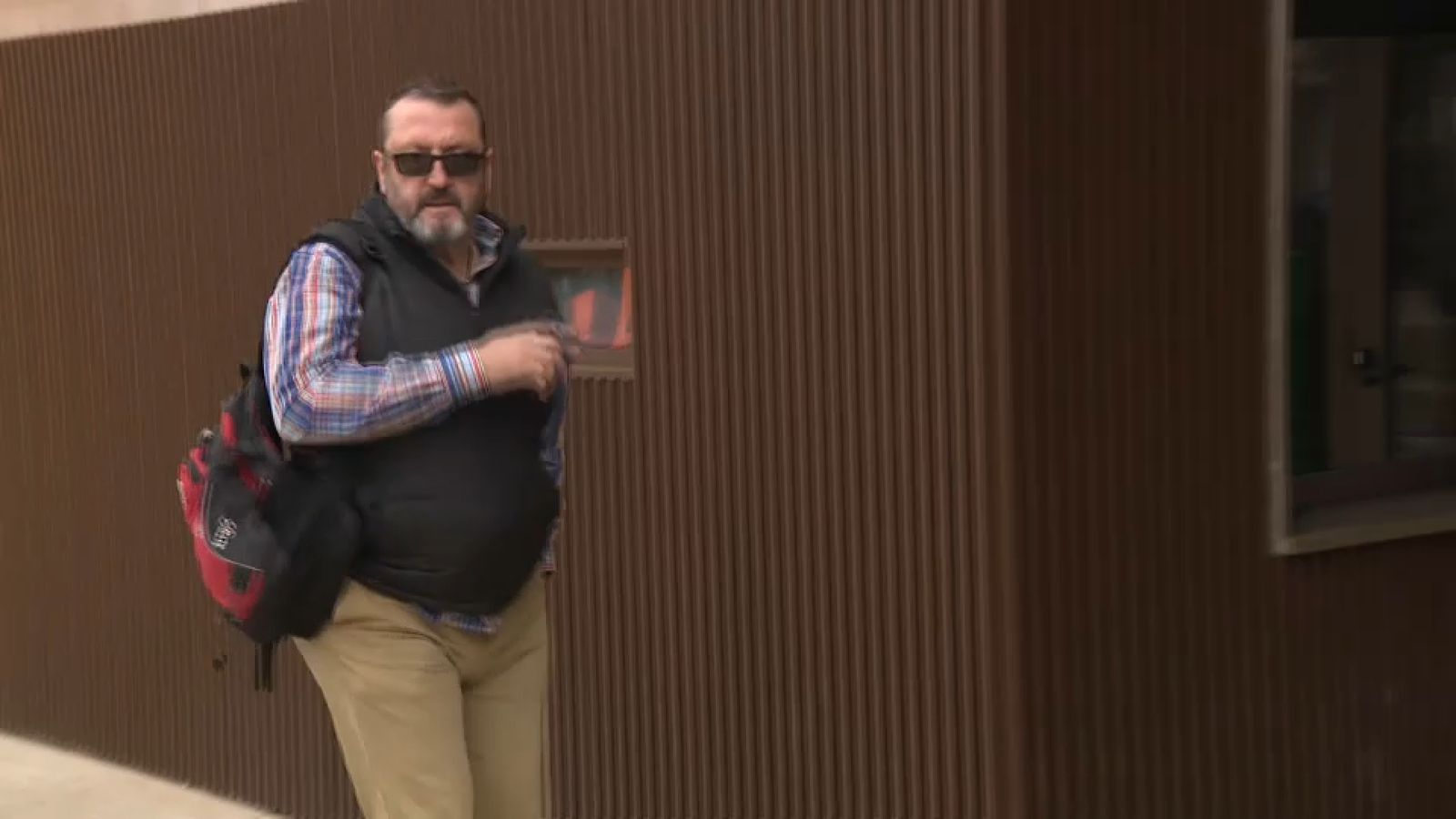 Raúl Quilez, divendres passat, a l'entrada al jutjat de Catarroja