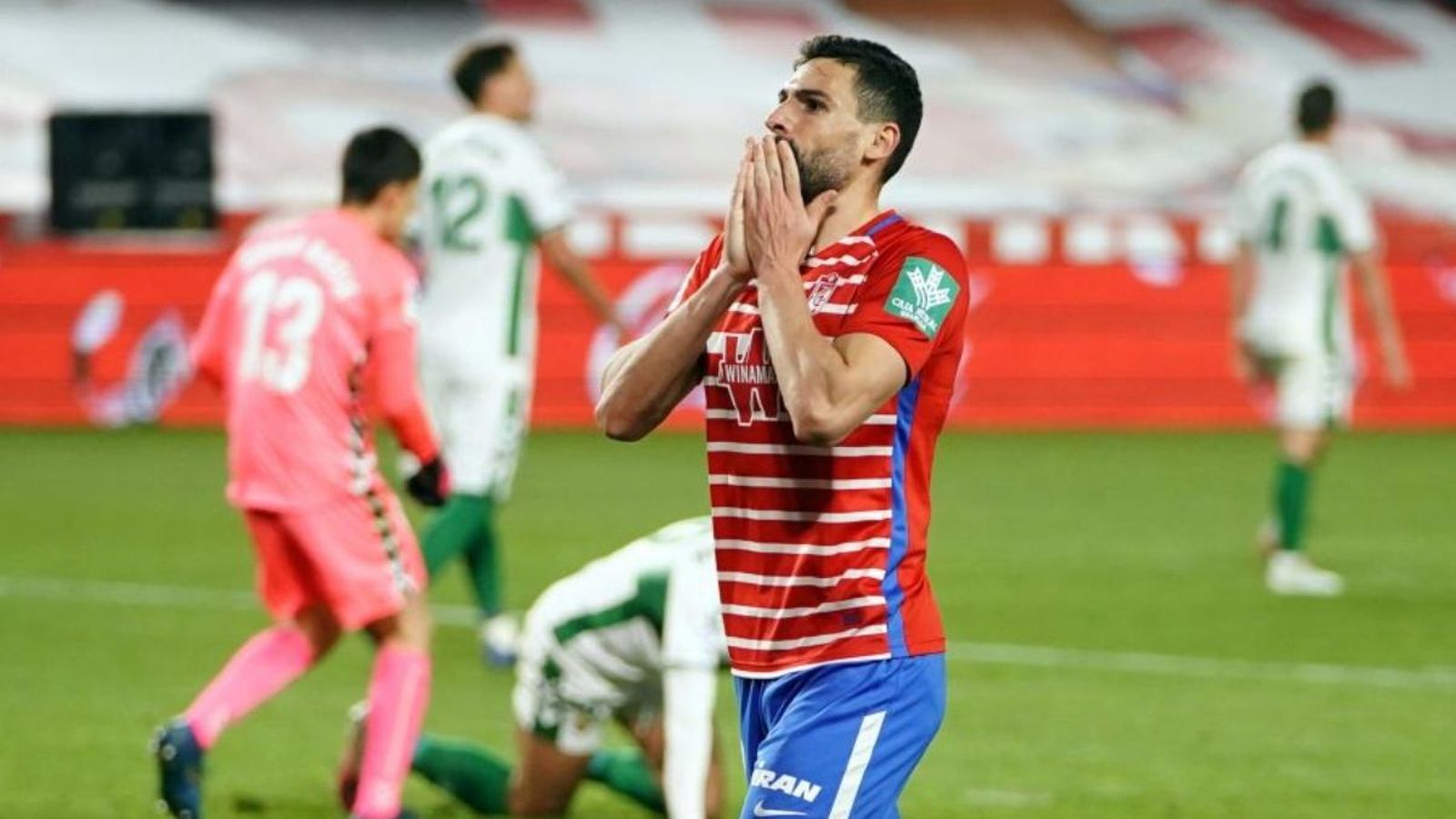 Puertas celebra el gol de la victòria del Granada