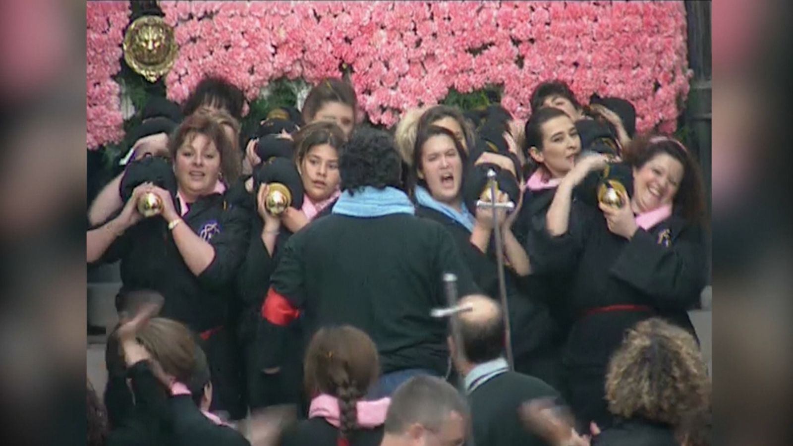 Així ha evolucionat la participació femenina en les festivitats de Setmana Santa