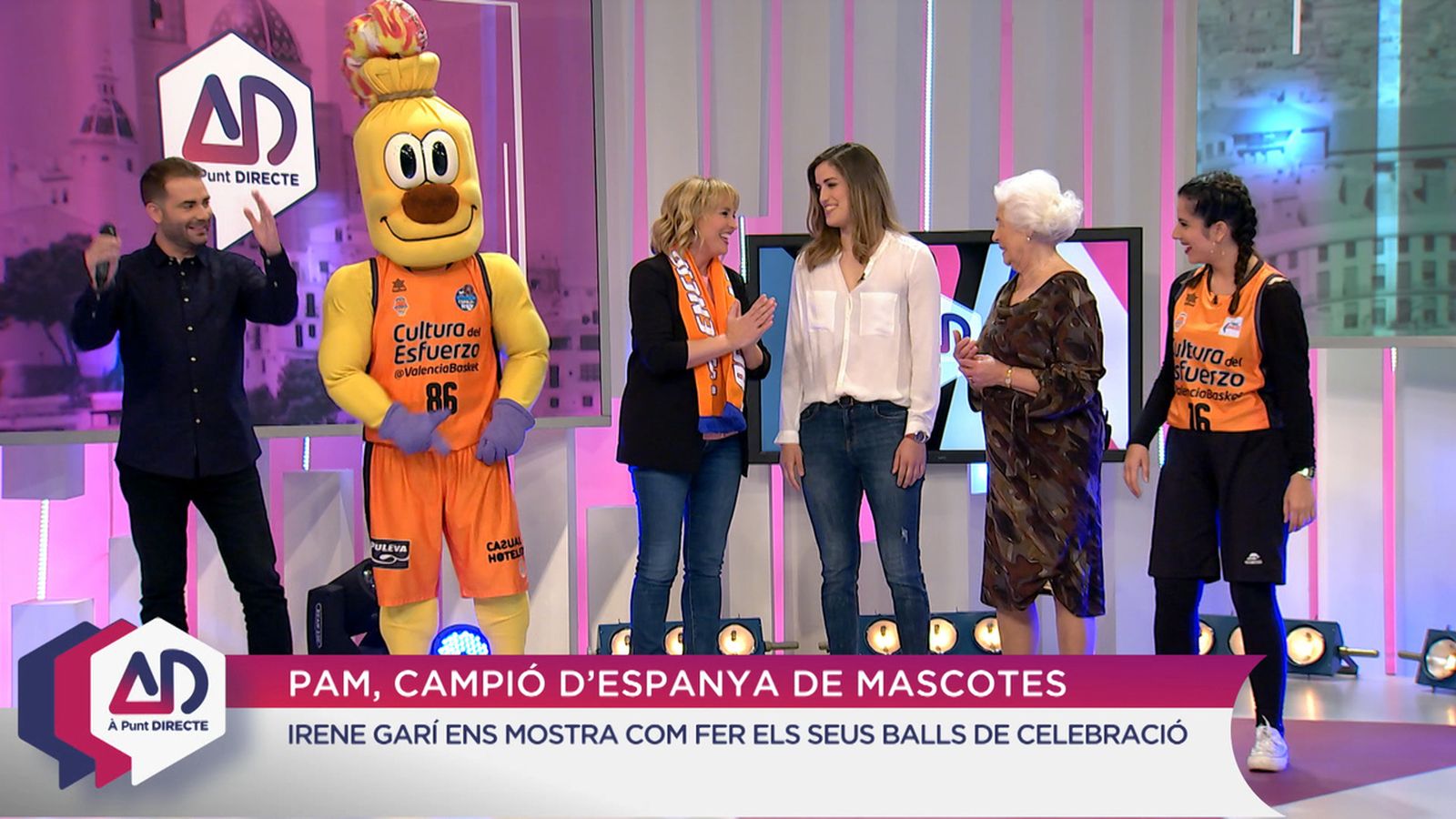 Neta i iaia del València Basket