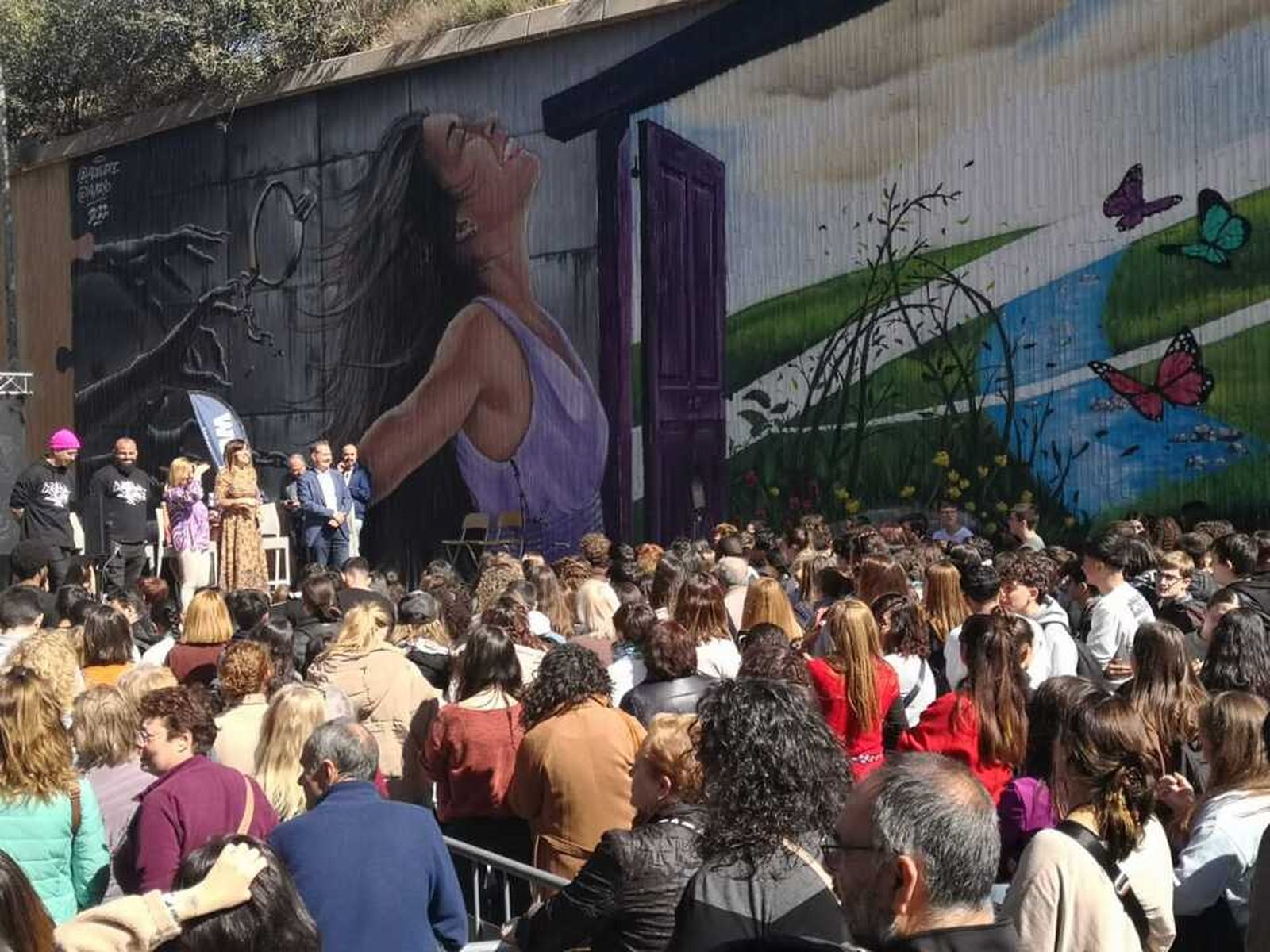 08.03.2023 | El Dia Internacional de les Dones a través de la cançó 'La puerta violeta' de Rozalén