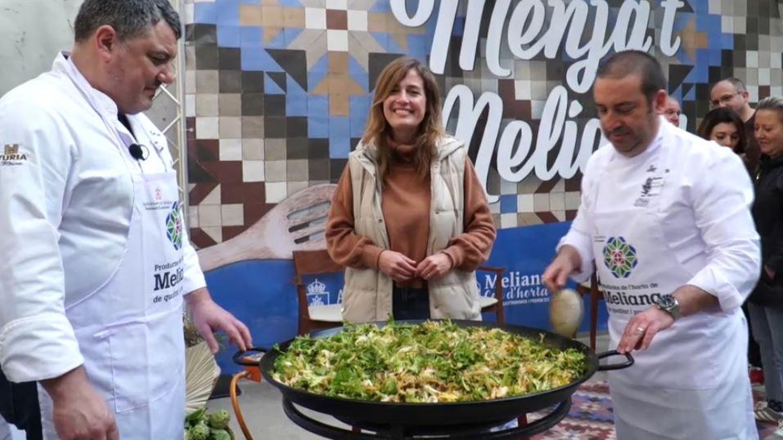 En una iniciativa solidària, els cuiners porten el concurs de paella de fetge de bou 2025 a Algemesí