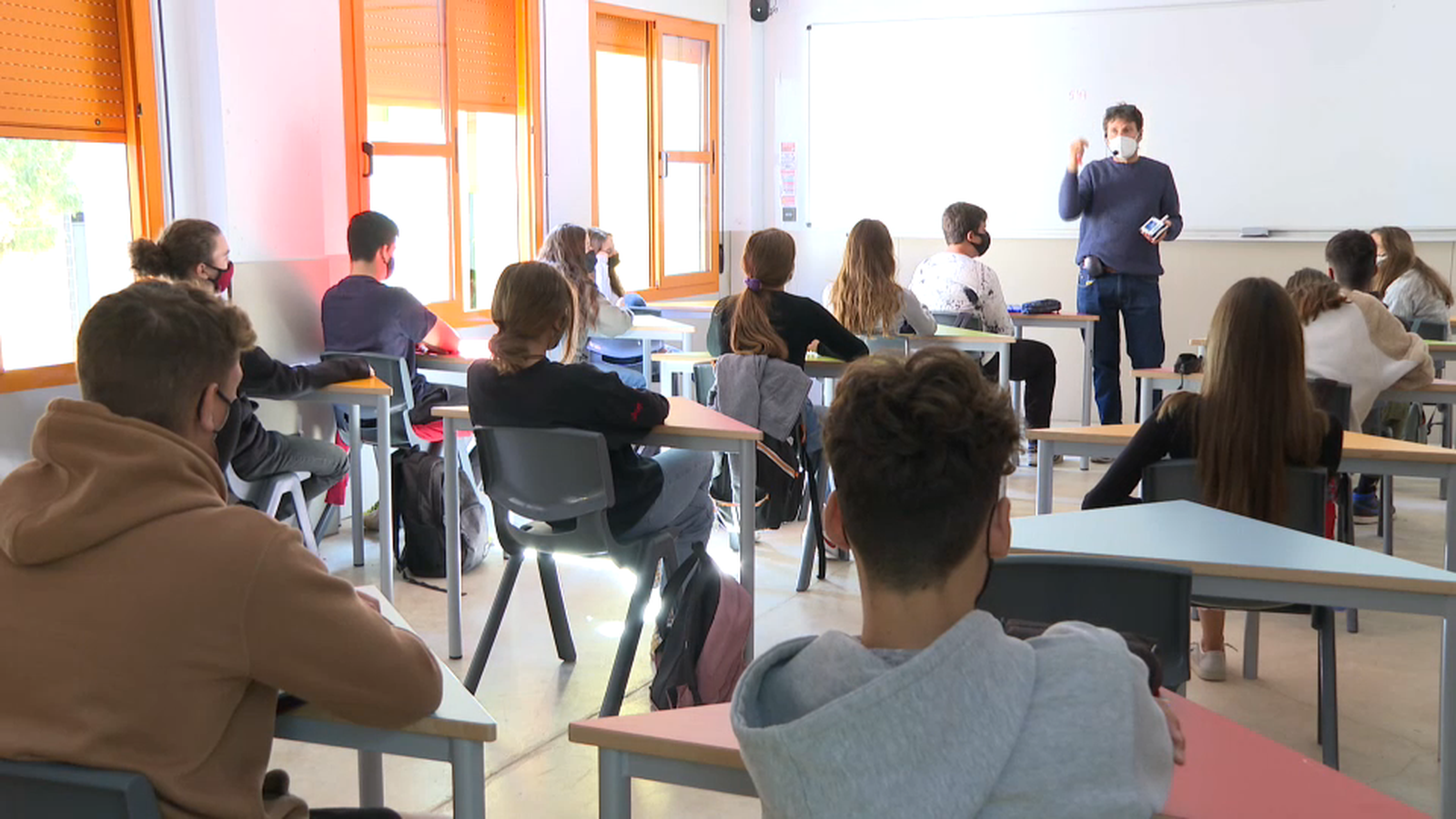 Adolescents a les aules