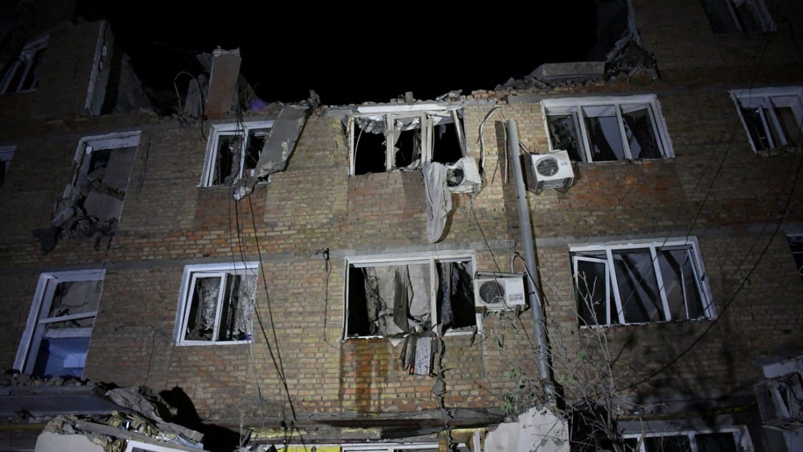 Un dels edificis bombardejats a Mikolaiv