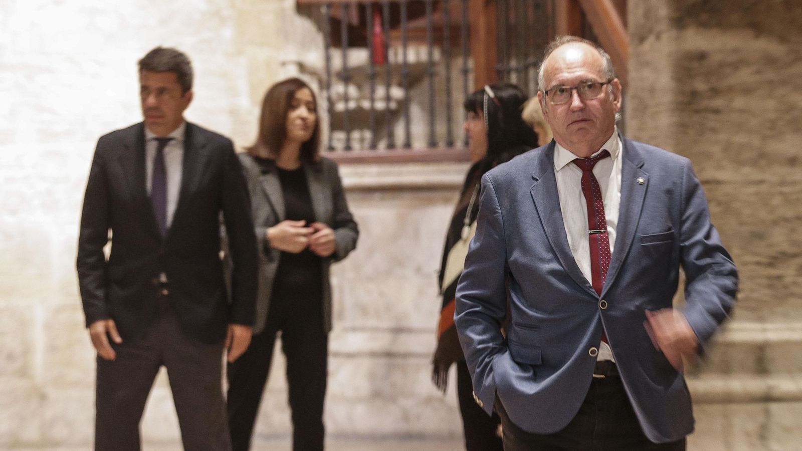 SOS Desapareguts demana a Mazón que dimitisca i declare al jutjat, durant una reunió al Palau de la Generalitat