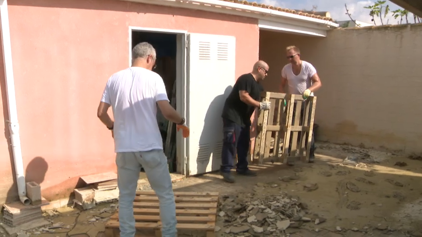 S\'amplia el termini per a sol·licitar ajudes per als afectats per la DANA