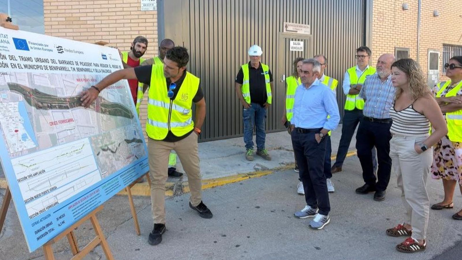 Miguel Barrachina, conseller d'Agricultura visita obres a Picassent