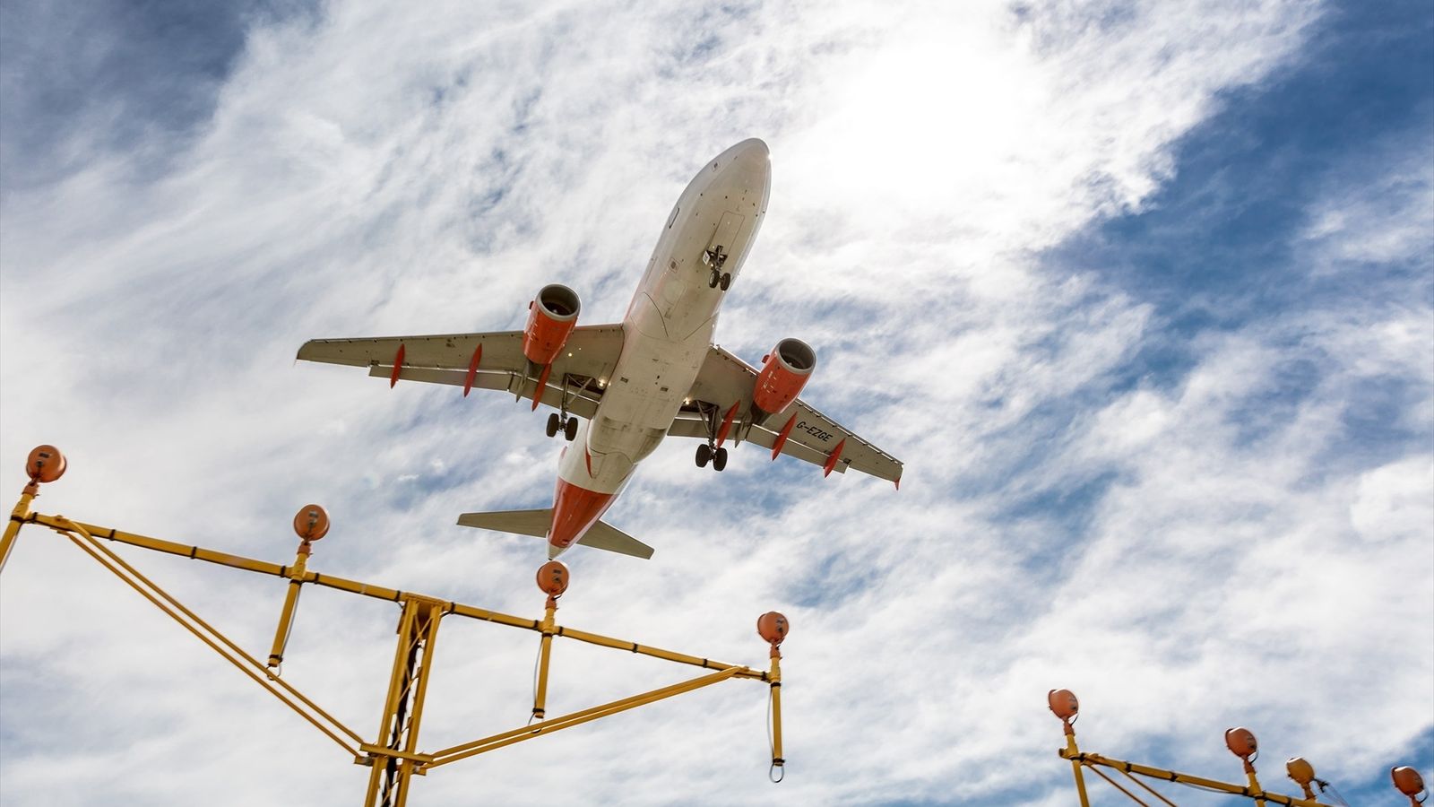 Un avió en imatge d'arxiu