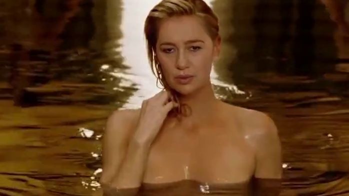 La cara de Francina Armengol editada sobre la de l'actriu Charlize Theron