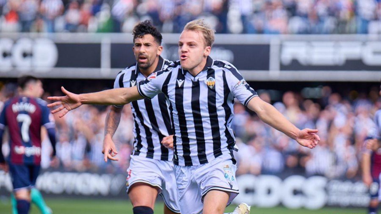 Van der Belt ha marcat el primer gol