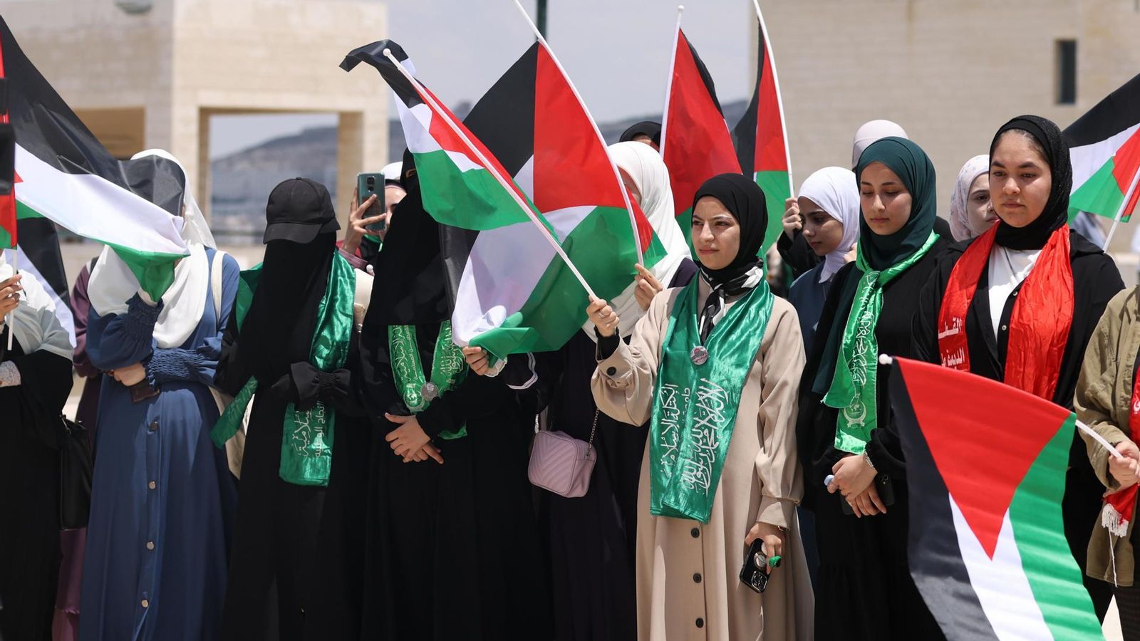 Protesta de ciutadans palestins per l'atac a l'escola de Gaza Protesta de ciutadans palestins per l'atac a l'escola de Gaza