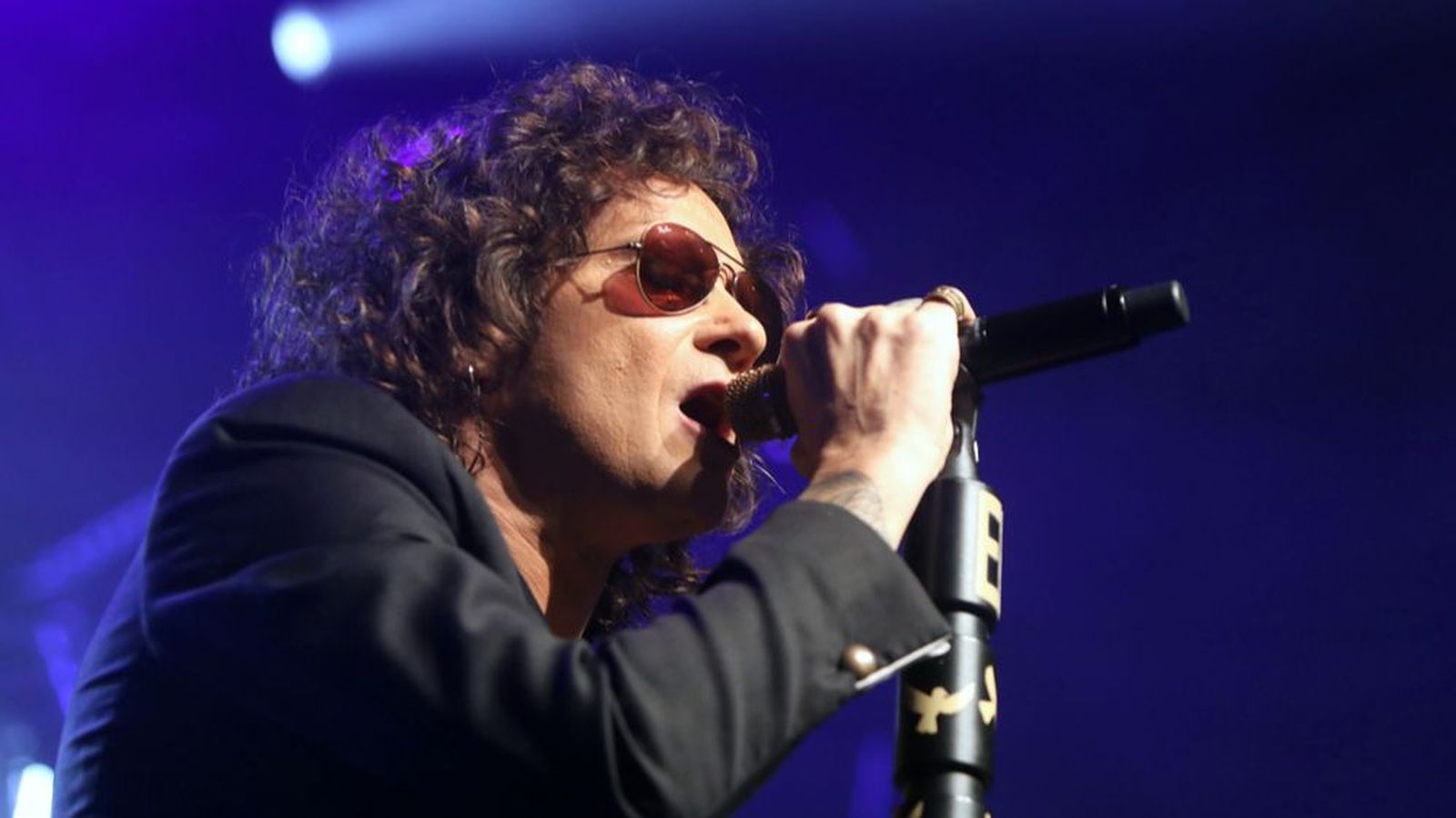 Bunbury en un concert a París, el 2018
