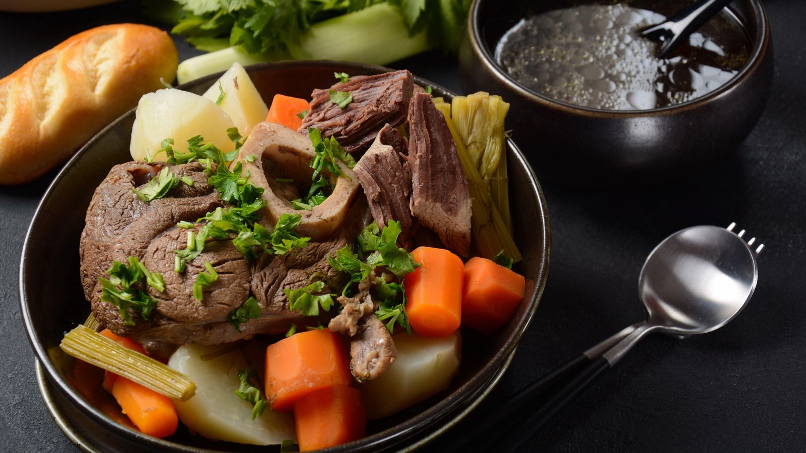 El pot-au-feu francés El pot-au-feu francés