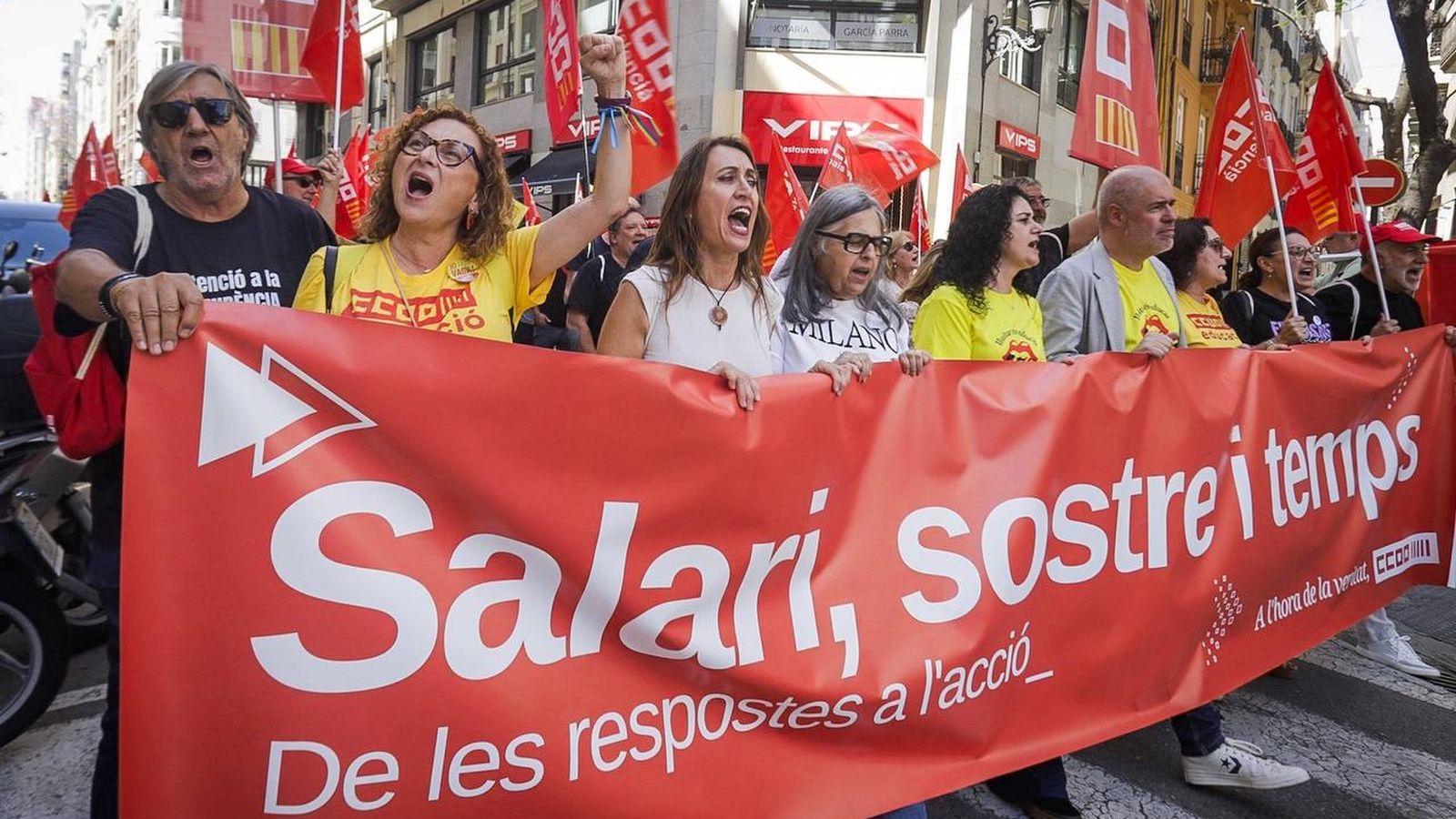 Manifesstació de CCOO a València sota el lema 'Salari, sostre i temps'