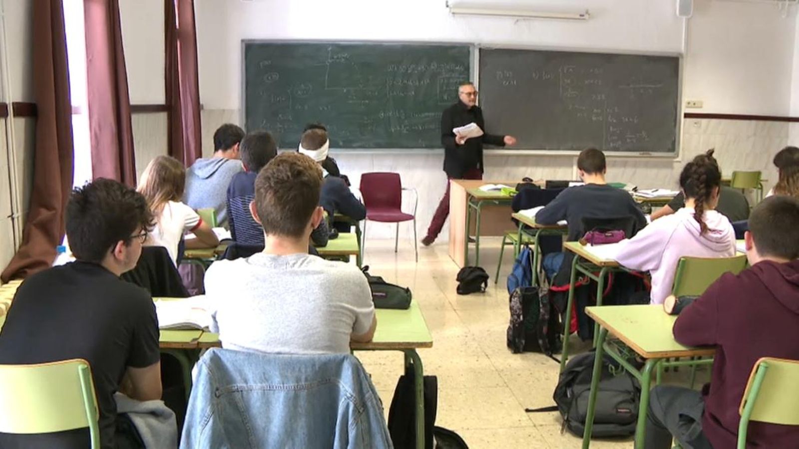 Un aula d'un centre escolar en una imatge d'arxiu