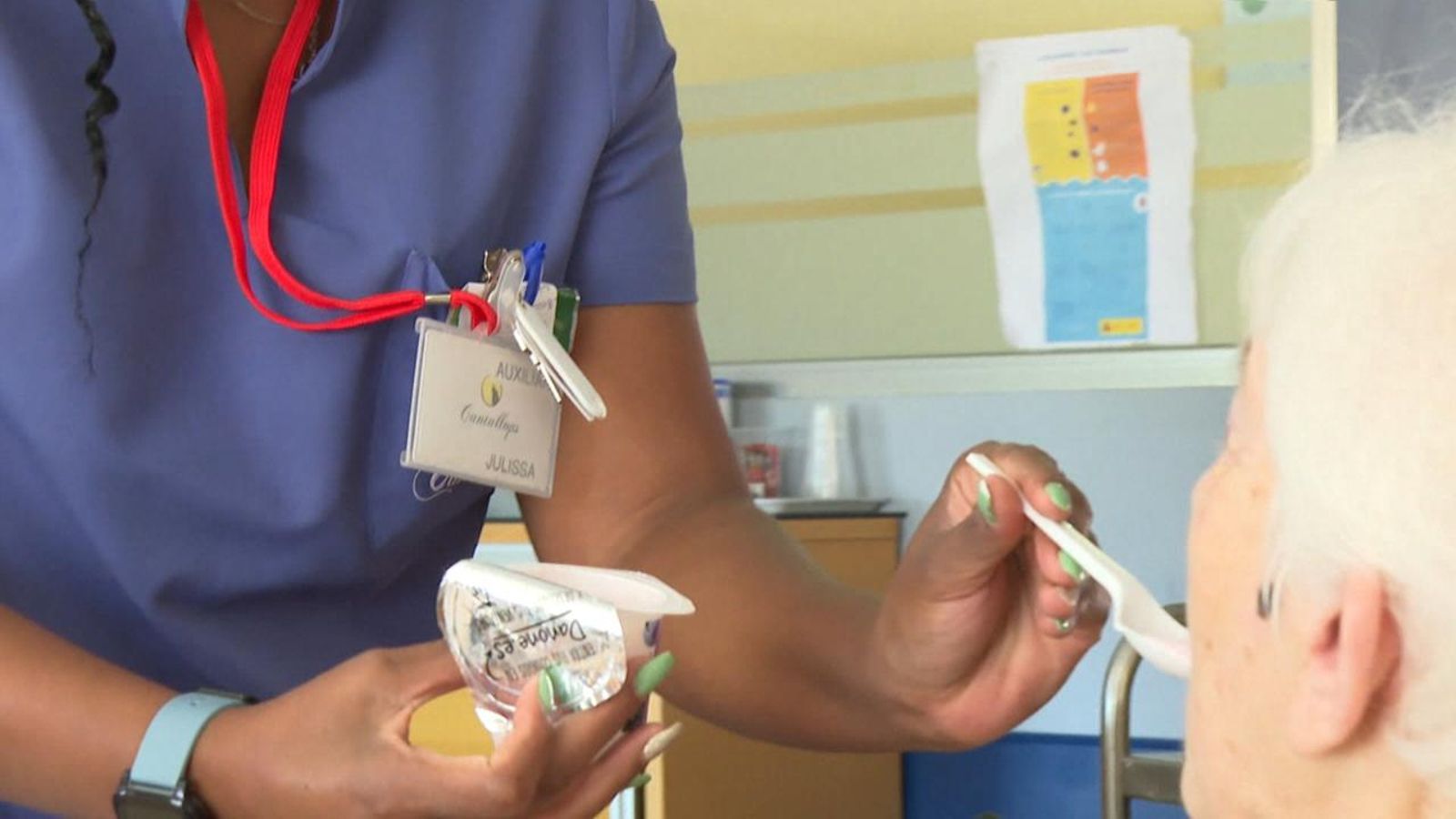 Només entre el 20% i el 25% de les vora 28.000 places en residències a la Comunitat Valenciana són públiques