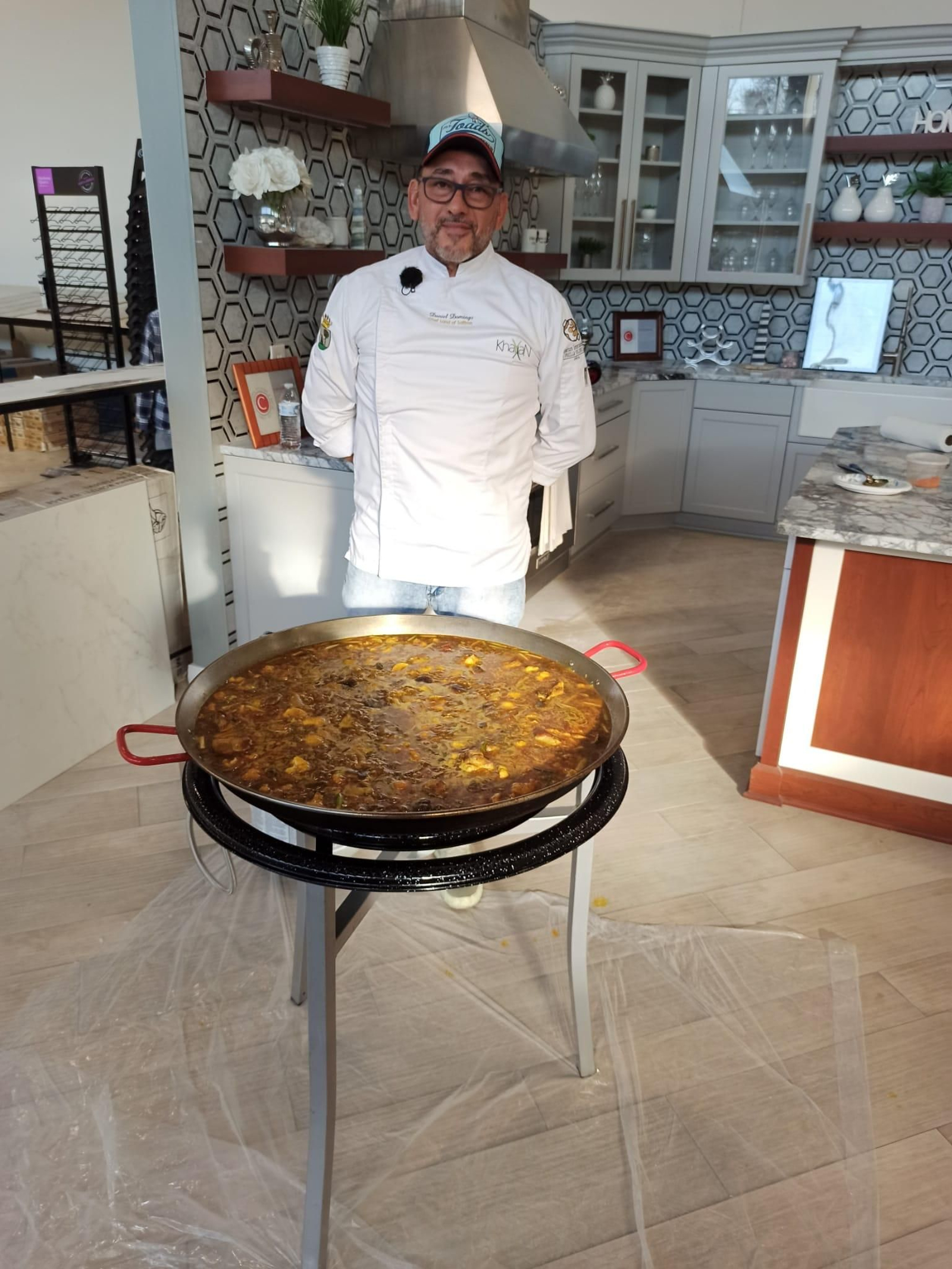 Daniel no oblida l'autèntica paella de Sueca
