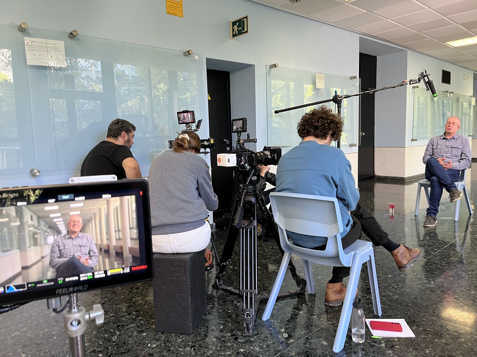 L'entrevista és el gènere informatiu clau en la realització del programa