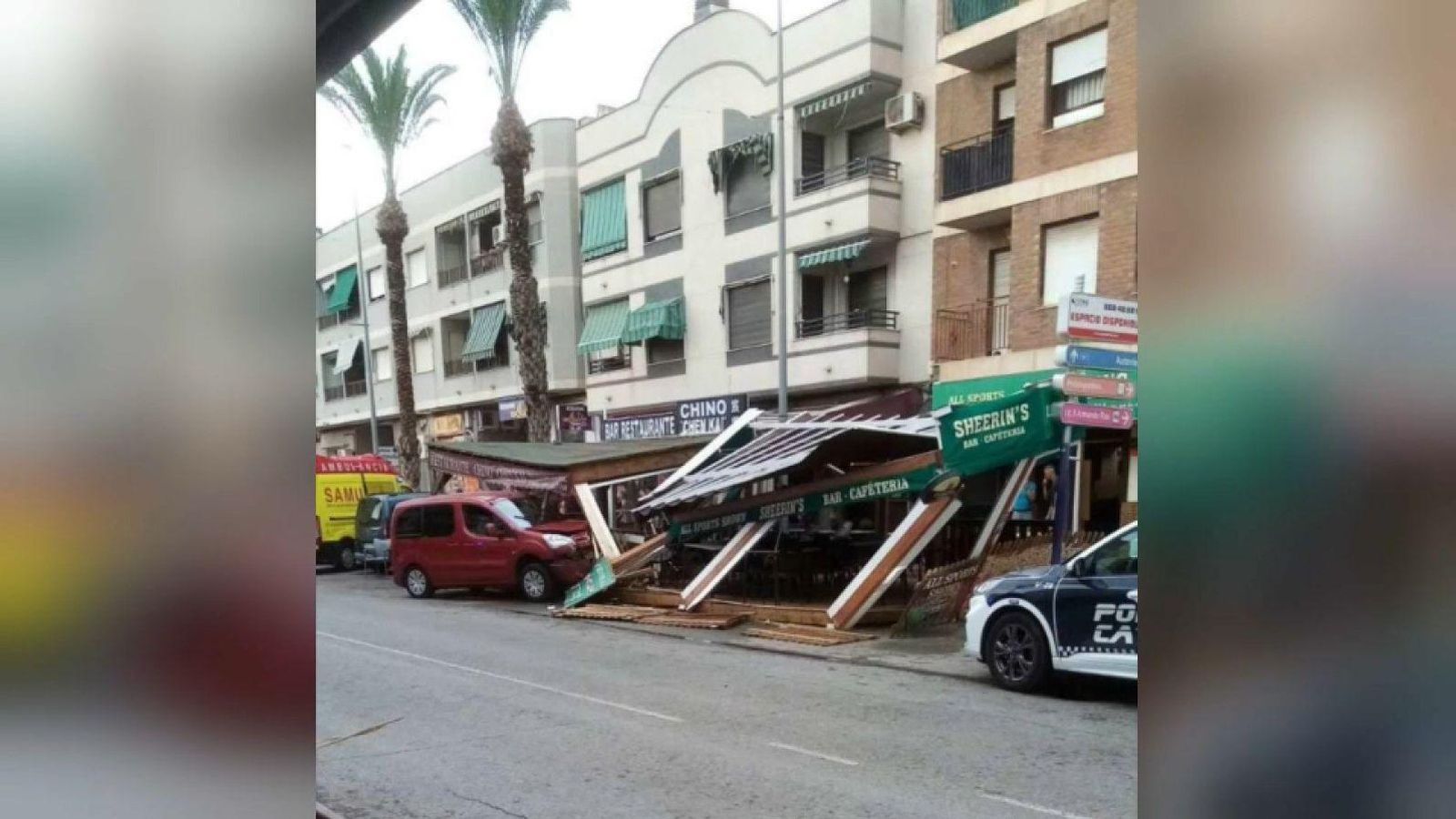 Destrosses terrassa bar Catral