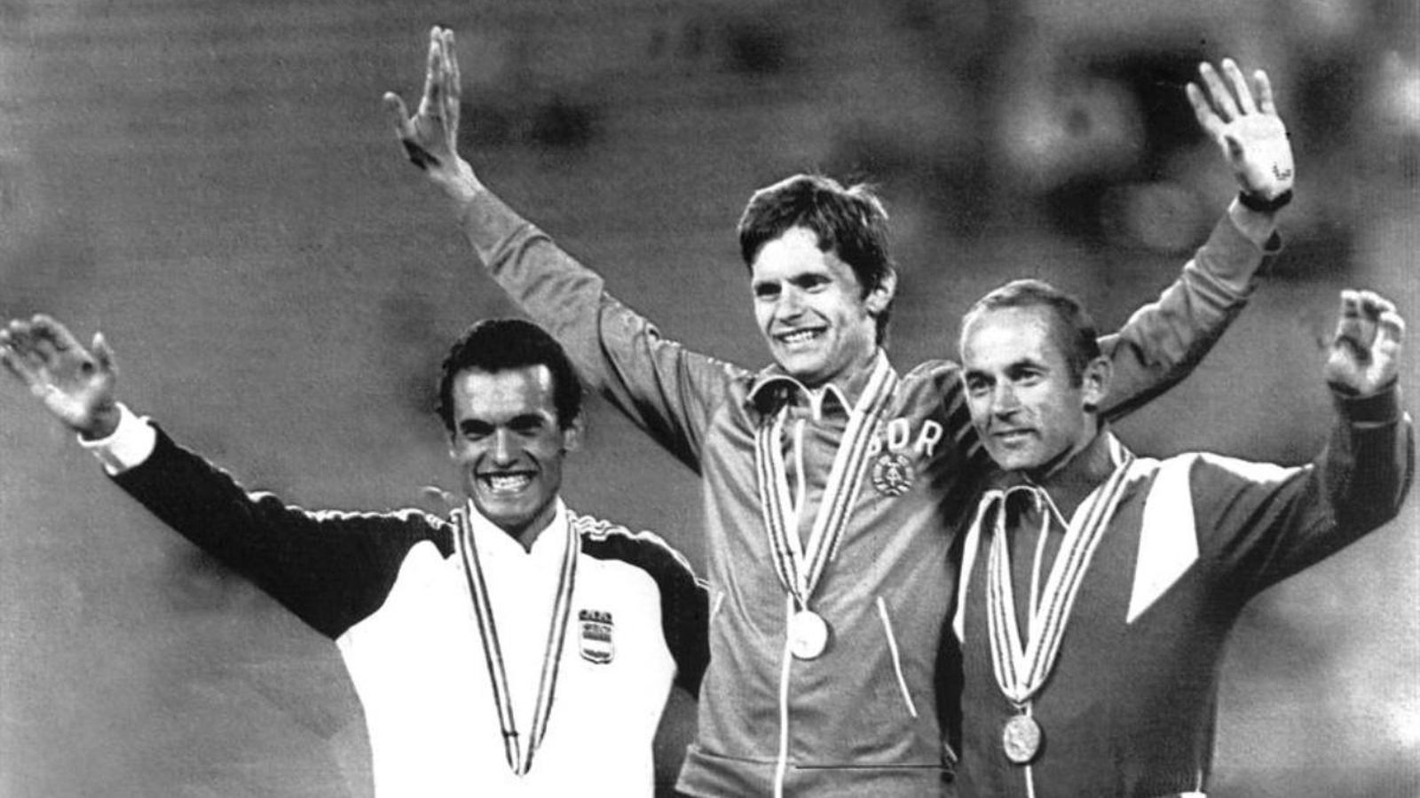 Llopart, junt amb l'alemany Hartwig Gauder, medalla d'or, i el rus Ivtxenko, bronze, al podi dels Jocs Olímpics de Moscou.