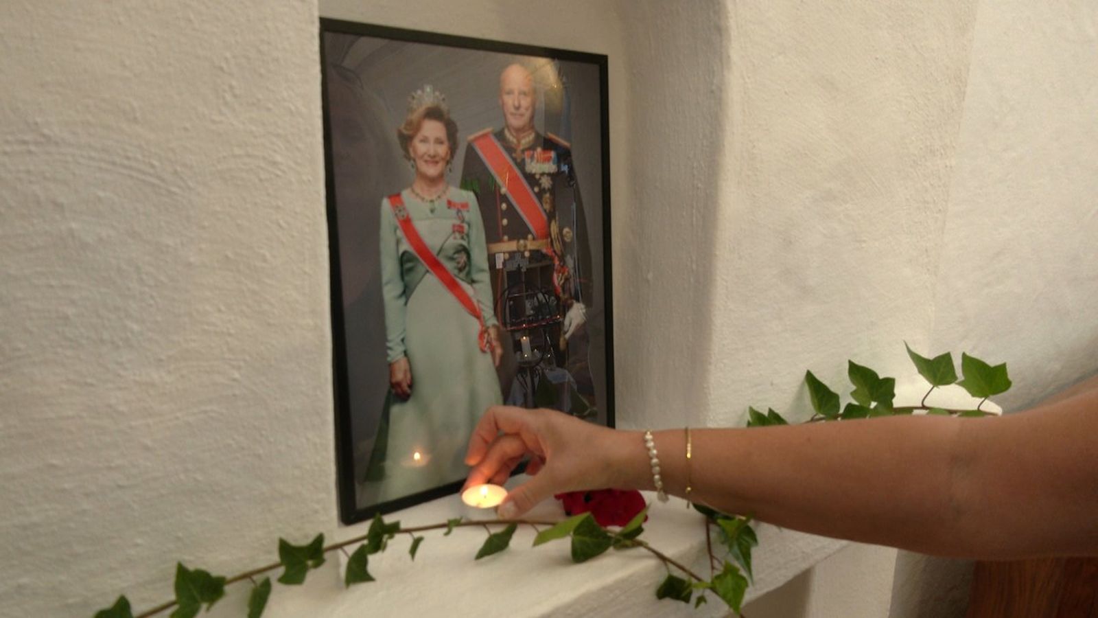 Un retrat dels reis de Noruega amb un ciri