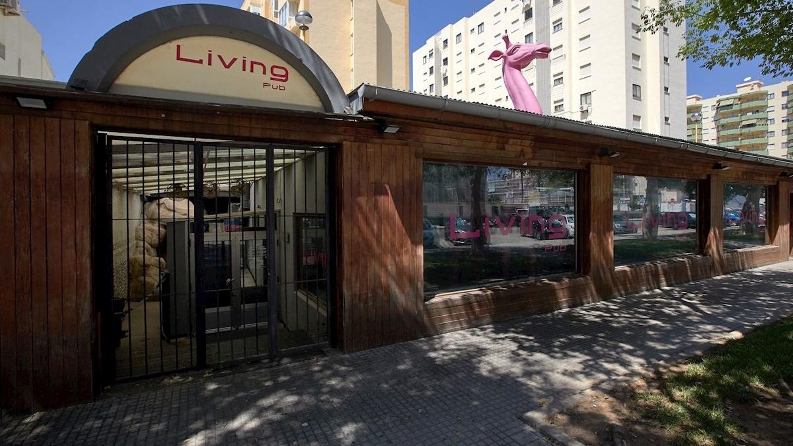 Local d'oci nocturn de Gandia tancat