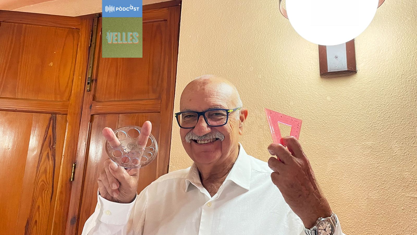 | Cada mestre té el seu llibre