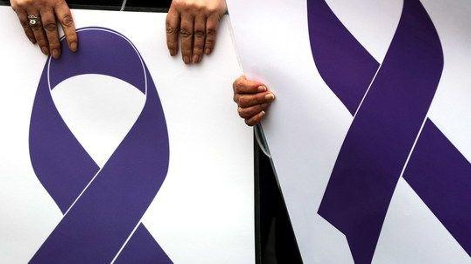Cartells per a denunciar la violència masclista