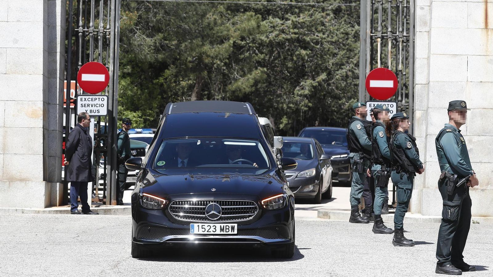 Les deixalles de Primo de Rivera ixen de la vall de Cuelgamuros, aquest dilluns