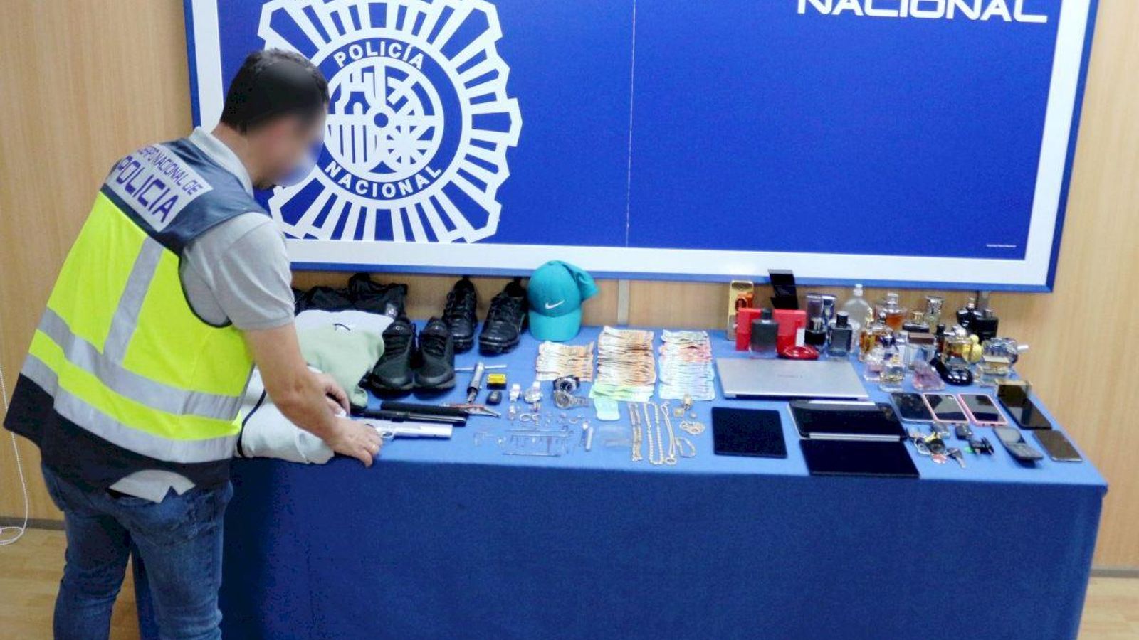 Material confiscat en els registres domiciliaris