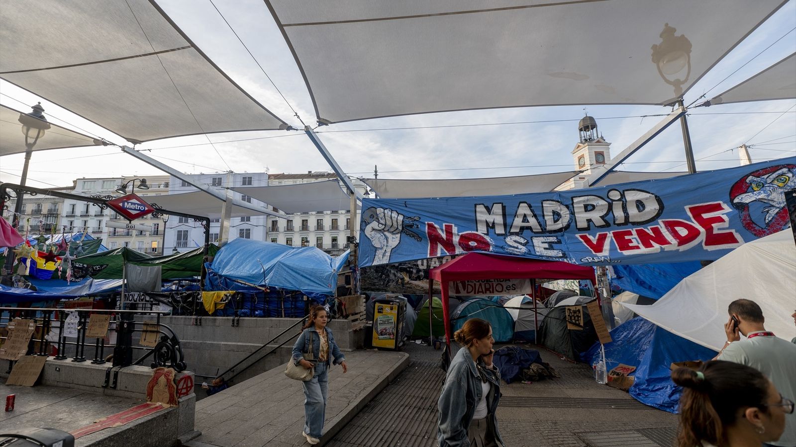 L'acampada pel dret a la vivenda en la Puerta del Sol encara la desena jornada este dilluns 5 d'octubre