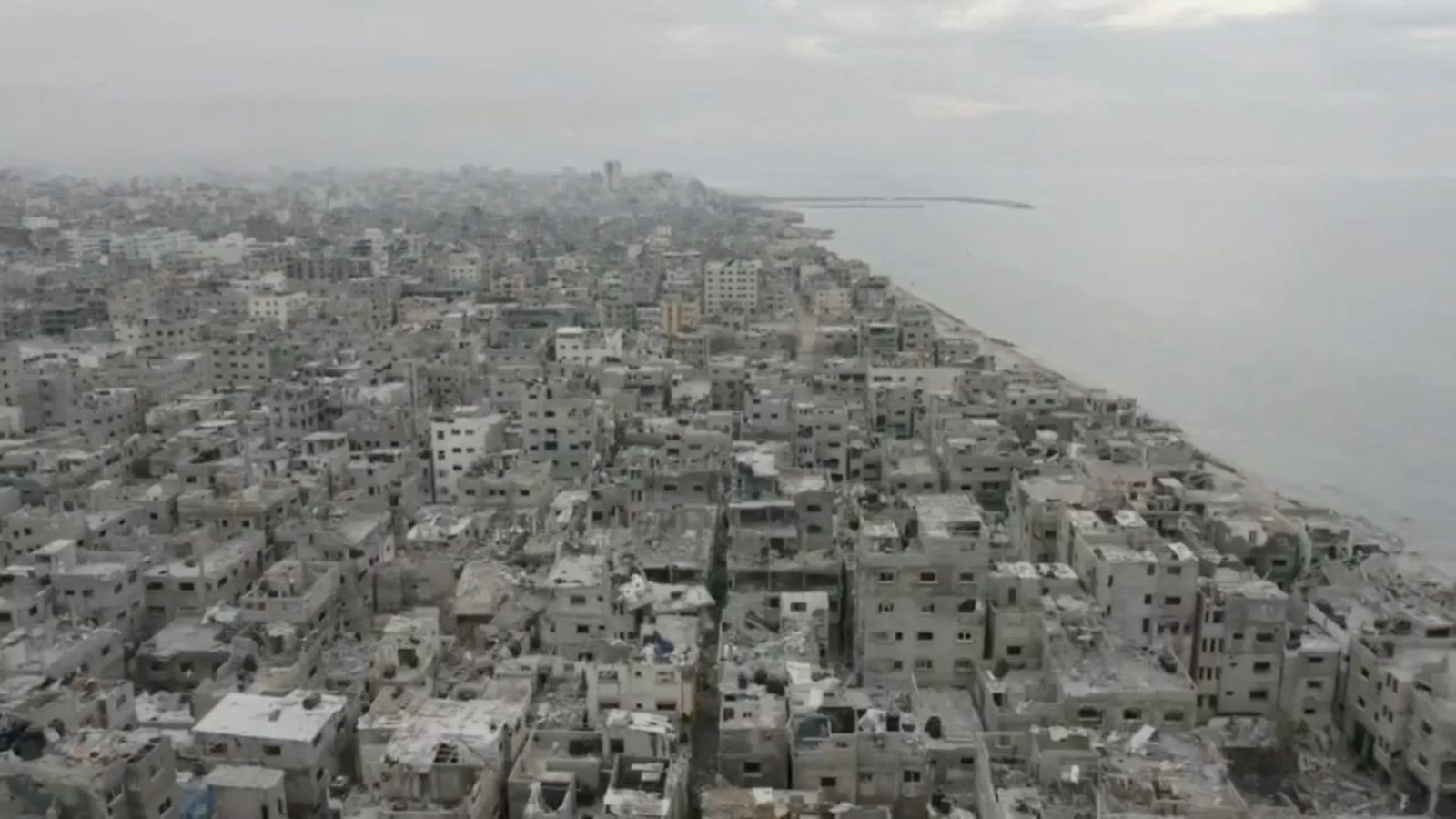 En imatge, un barri de Gaza destruït pels bombardejos israelians