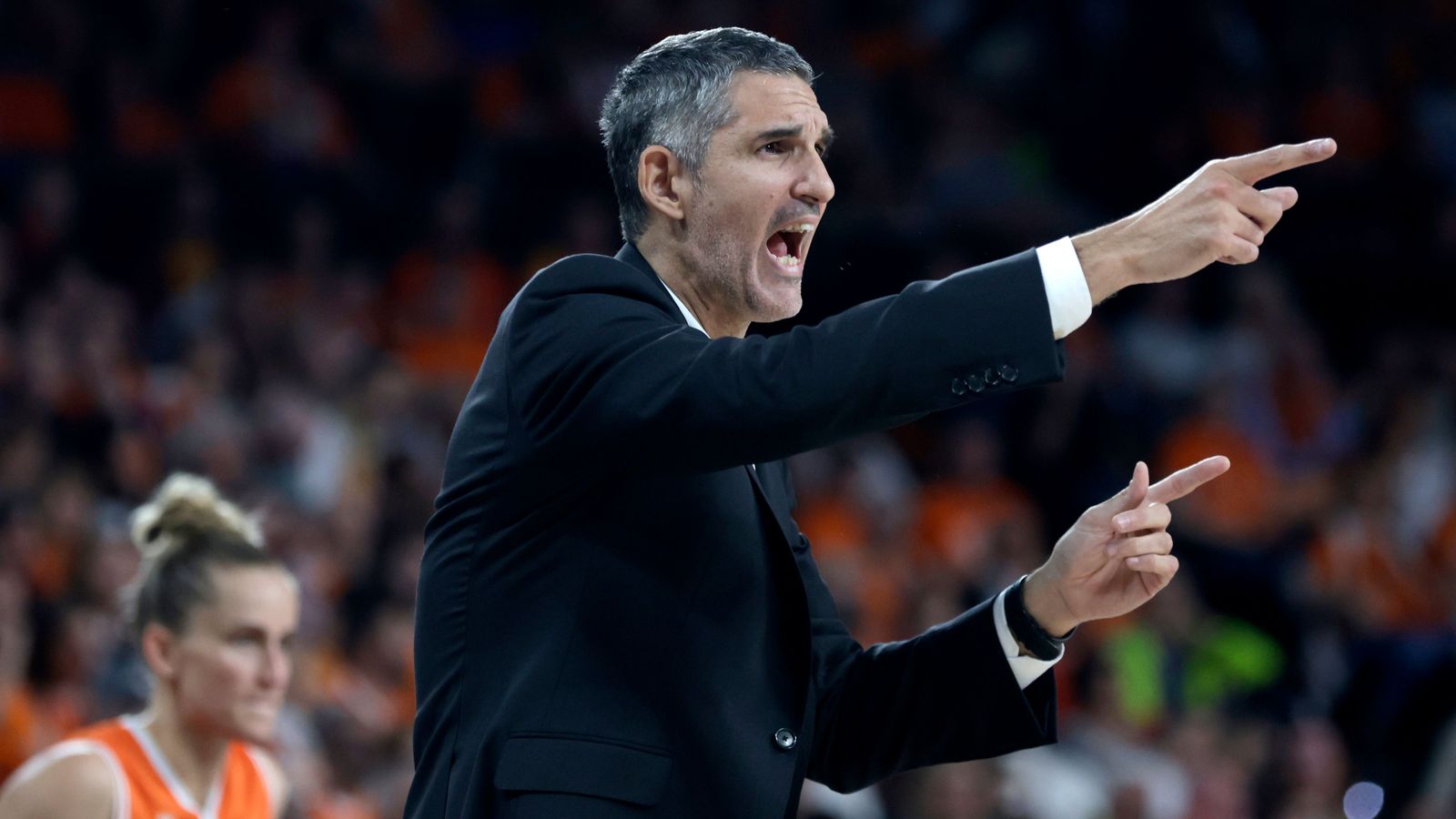 Rubén Burgos deixa de ser tècnic del València Basket