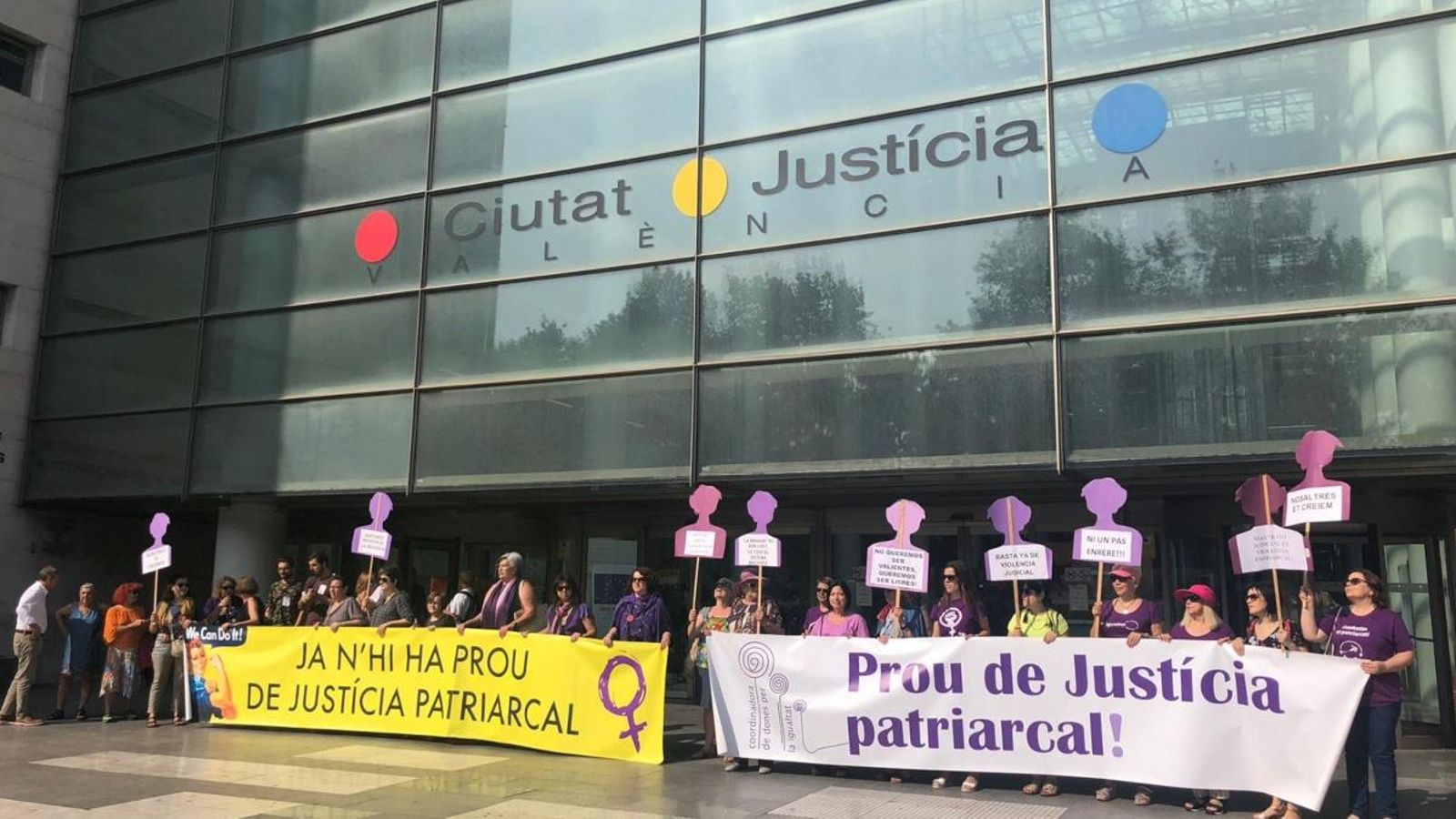 Manifestació contra les agressions masclistes, el passat 21 de juny a la Ciutat de la Justícia de València